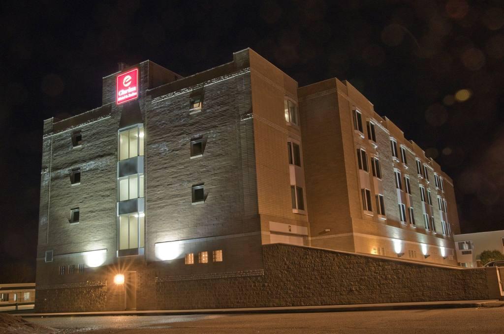 Clarion Hotel & Suites Brandon Εξωτερικό φωτογραφία