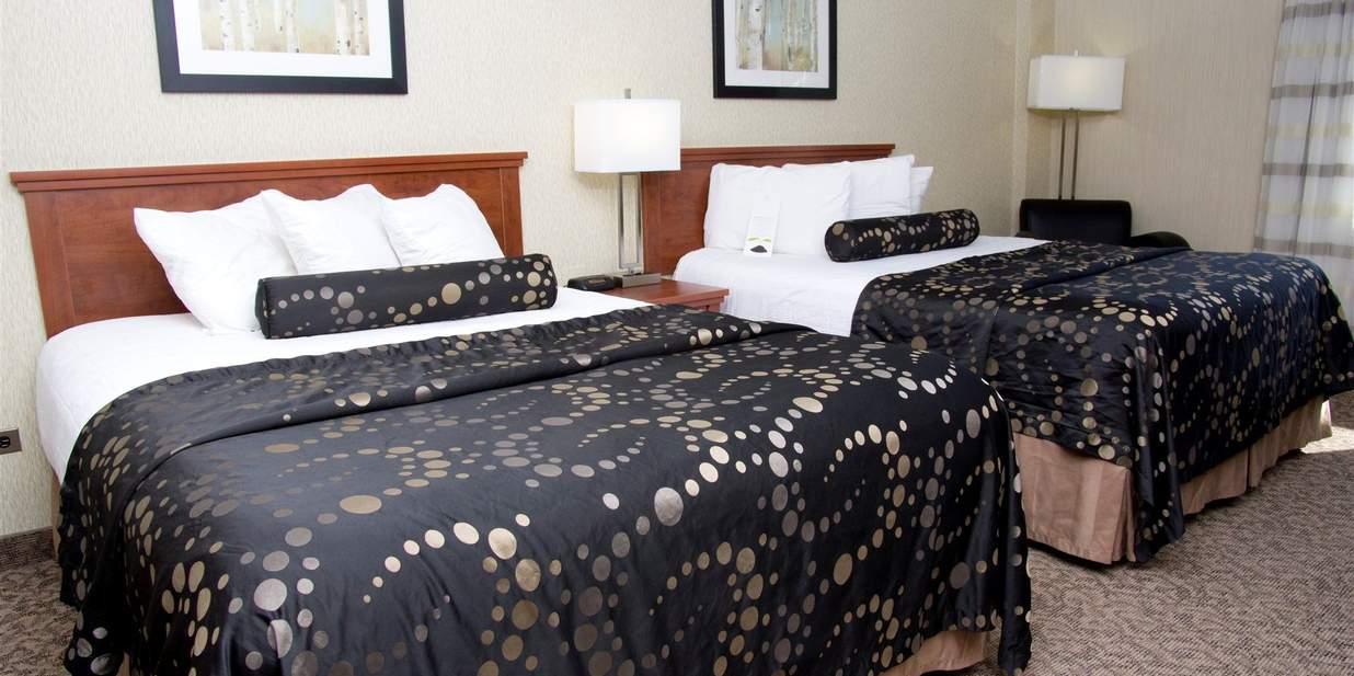 Clarion Hotel & Suites Brandon Εξωτερικό φωτογραφία