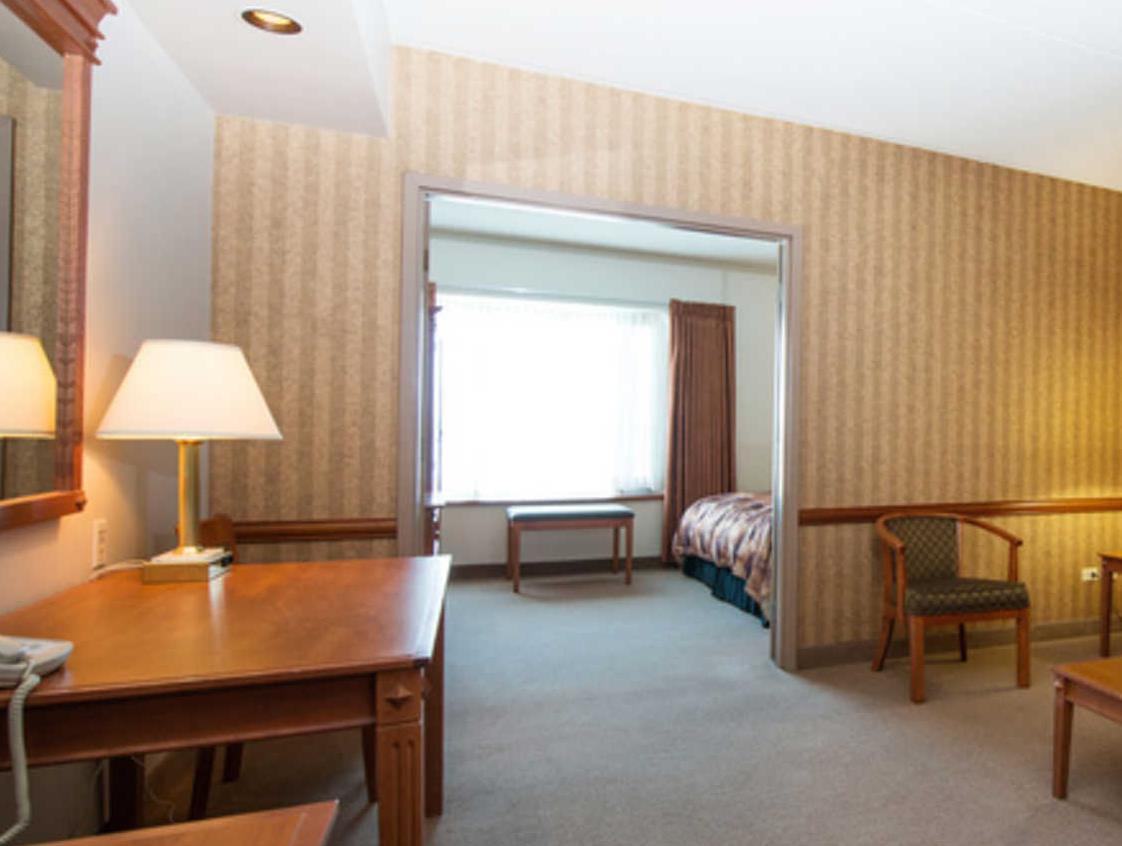 Clarion Hotel & Suites Brandon Εξωτερικό φωτογραφία