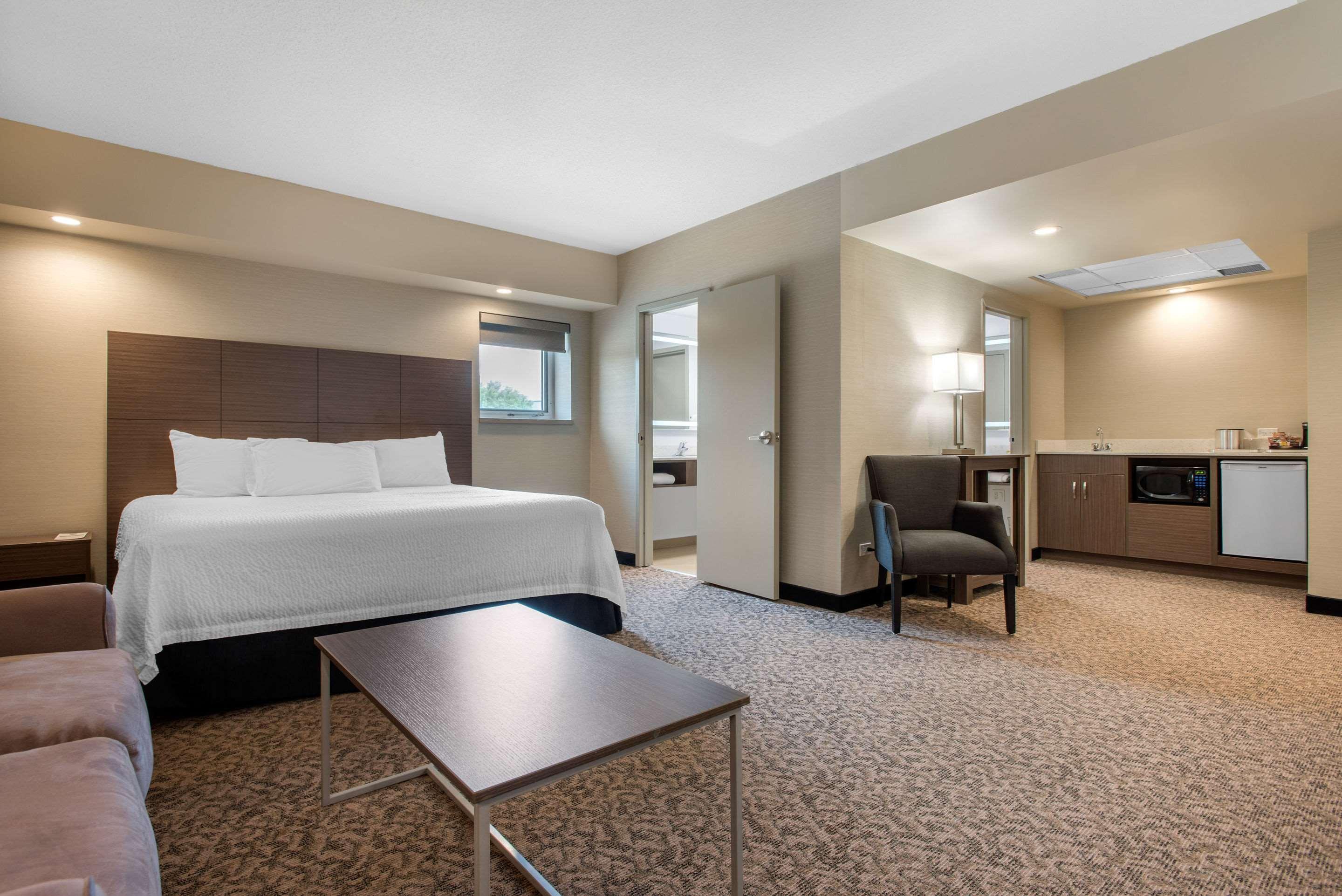 Clarion Hotel & Suites Brandon Εξωτερικό φωτογραφία
