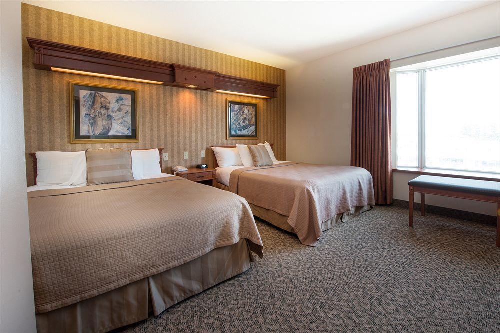 Clarion Hotel & Suites Brandon Εξωτερικό φωτογραφία