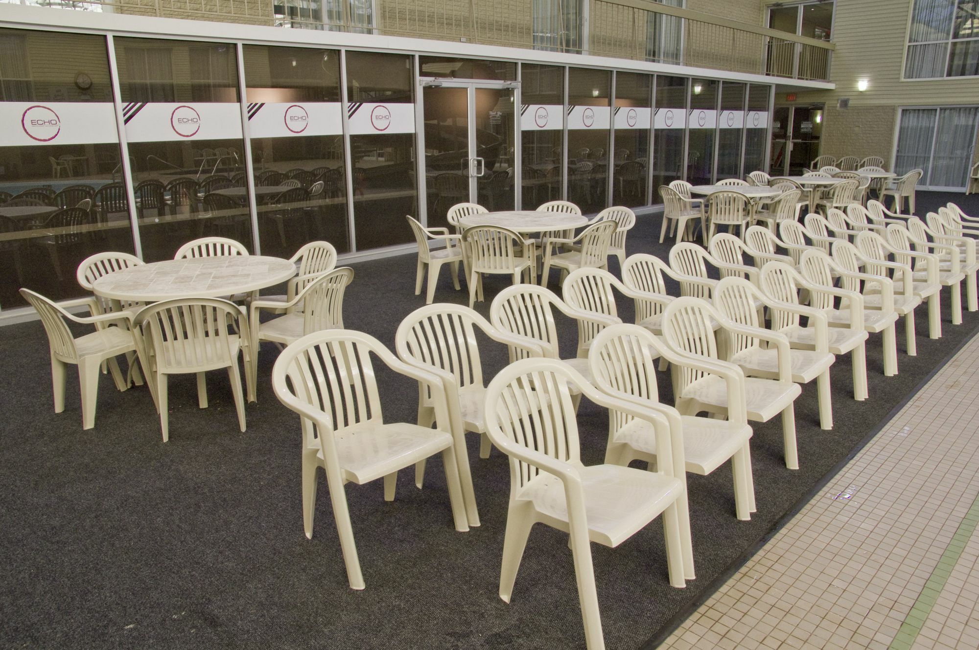 Clarion Hotel & Suites Brandon Εξωτερικό φωτογραφία